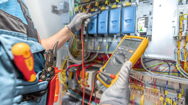 Best Electrician Near Me  in Crestwood, IL